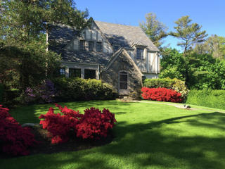 15 Valleyview Ave, Rye, NY 10580-3233