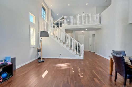 2710 Cyn Ave, San Diego CA 92123-5428 exterior