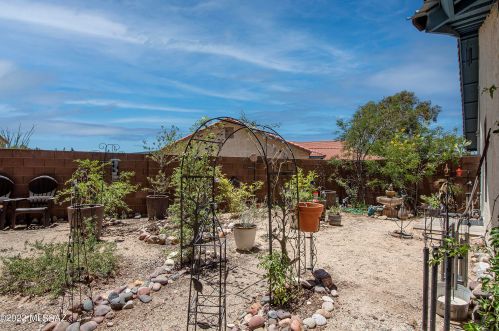 5221 Grouse Way, Tucson AZ 85742-9496 exterior