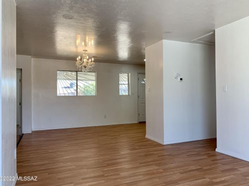 765 Calle Lerdo, Tucson, AZ 85756-6465