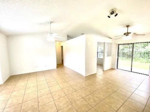1105 Reef Ct, Deltona, FL 32738-6618