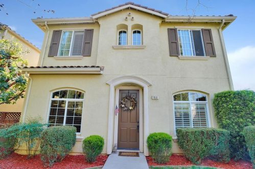 7950 English Oak Cir, Gilroy, CA 95020-2537