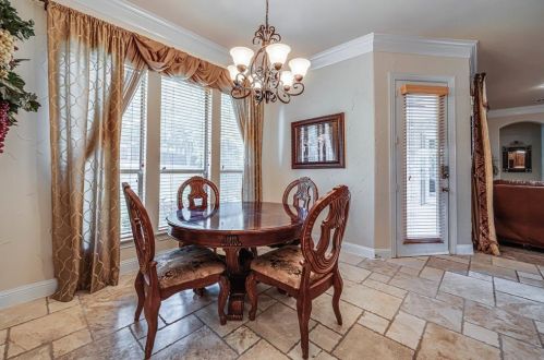 2221 Southern Oaks Dr, Cedar Hill TX 75104-6414 exterior