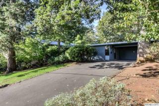 3275 Holiday Dr, Salem, OR 97302-5846
