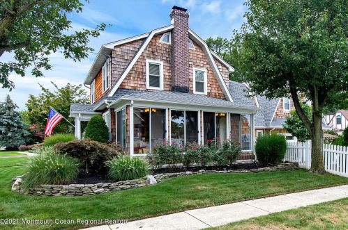 83 Lovett Ave, Little Silver NJ  07739-1420 exterior