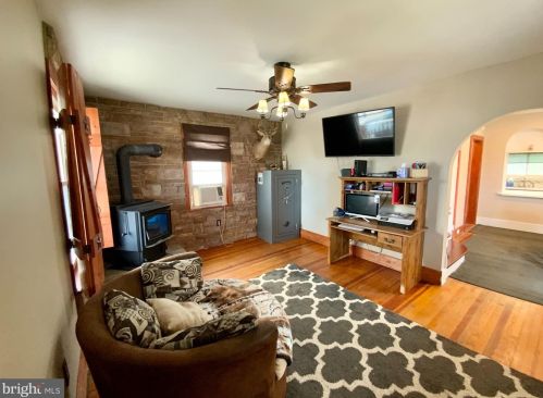 1105 Grand Ave, Porter, PA 17980-1223