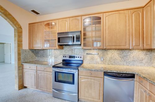 725 4 Ave, Delray Beach FL  33483-4528 exterior