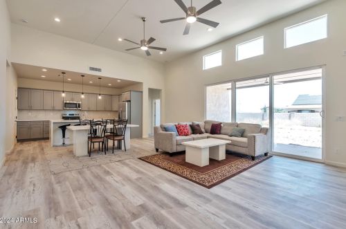1278 Calle Tuberia, Casa Grande AZ  85194-8770 exterior