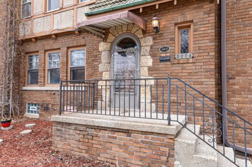 5004 21st Ave, Kenosha, WI 53140-5913