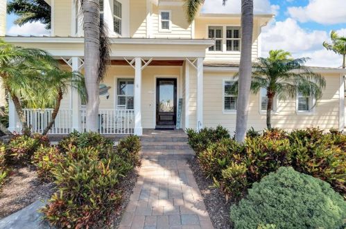 703 Islebay Dr, Ruskin, FL 33572-3338