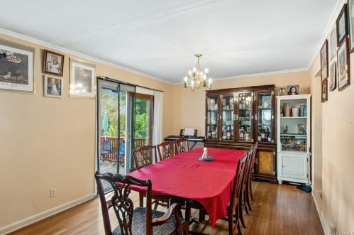 1 Jones Pl, White Plains NY  10606-2218 exterior