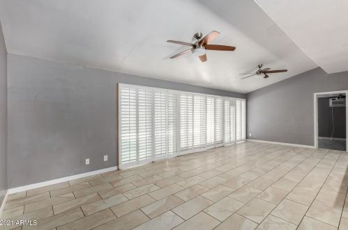 1202 Bethany Home Rd, Phoenix AZ  85015-1938 exterior