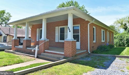 506 4th St, Richmond National Battlefiel, VA 22835-1414