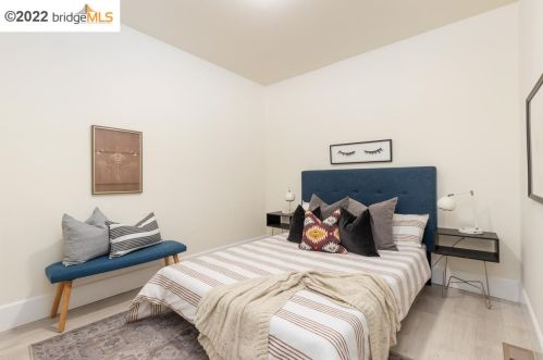 534 25th St, Oakland CA  94606-4145 exterior