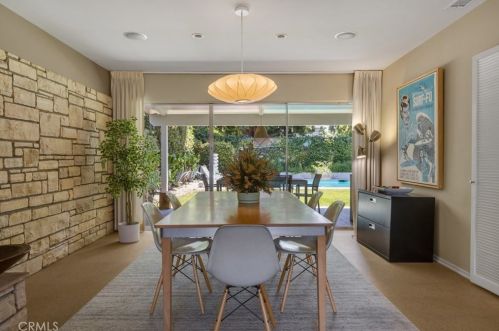 4262 Lemp Ave, North Hollywood CA  91604-2811 exterior