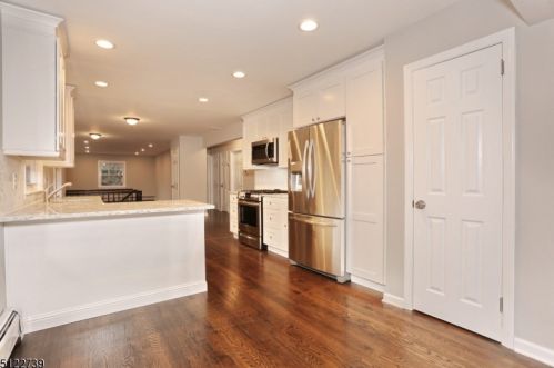 192 Goffle Hill Rd, Paterson NJ  07506-3212 exterior