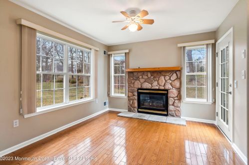 16 Wellington Ln, Lakewood NJ  08701-5736 exterior