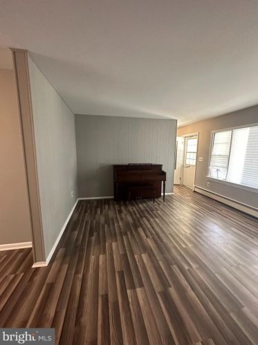 142 Hazelhurst Ave, Lawrence Township NJ  08638-3512 exterior