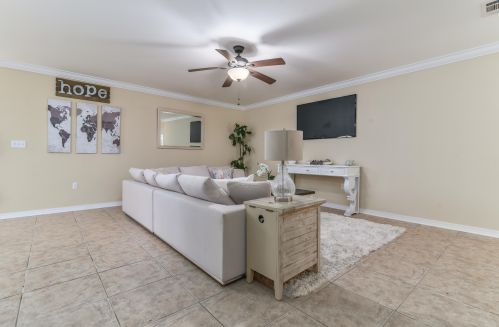 73 10th St, Shalimar FL  32579-1553 exterior