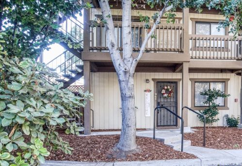 964 Apricot Ave, Campbell, CA 95008-3268