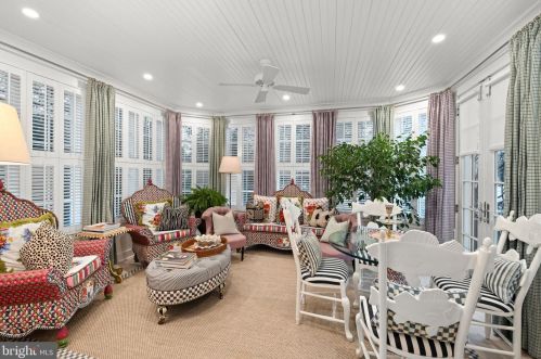 3210 R St, Washington DC  20024-3419 exterior