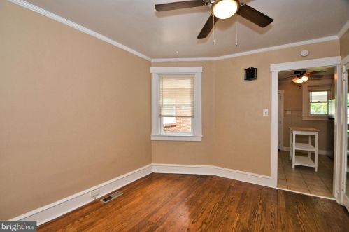 335 Stuart Ave, Downingtown PA  19335-2574 exterior