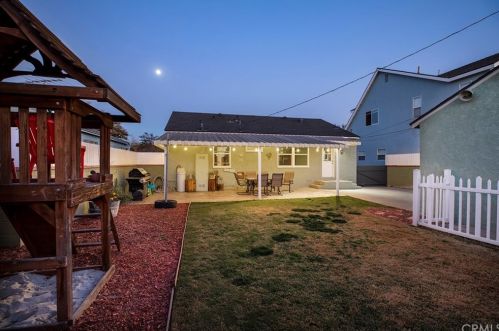 5523 Hazelbrook Ave, Lakewood, CA 90712-1809