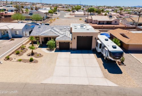 3748 Chiricahua Dr, Lake Havasu City, AZ 86406-7944