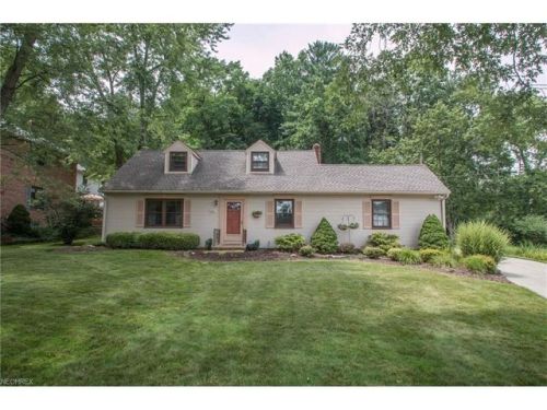 6440 Evergreen Dr, Cleveland, OH 44131-3413