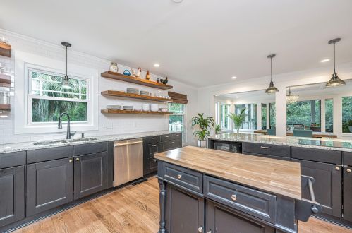 906 Ebbtide Way, Mount Pleasant SC  29464-2641 exterior