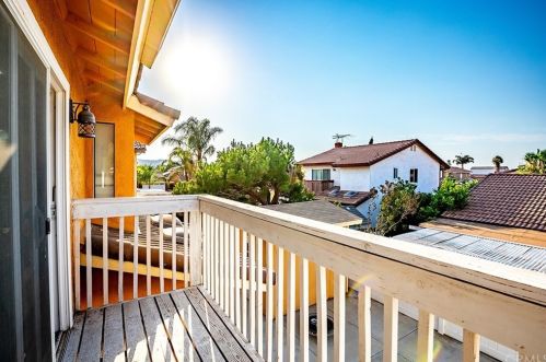 126 Olivetree Dr, Perris CA  92571-2744 exterior