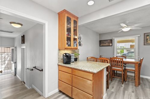 10421 La Cima Dr, Whittier CA  90603-2233 exterior