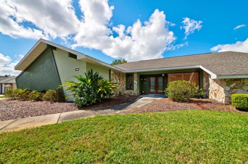8212 Delaware Dr, Brooksville, FL 34607-2110