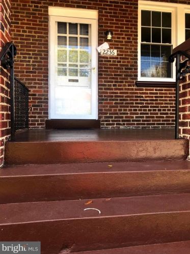 2236 39th Pl, Washington DC  20007-1718 exterior