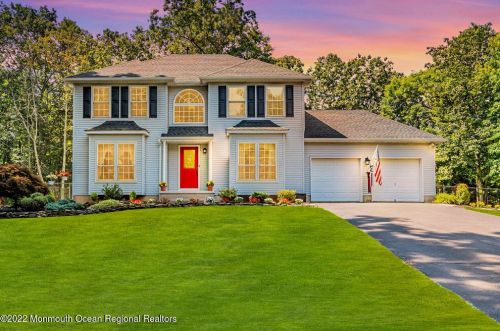 8 Sugar Maple Ct, Jackson Twp, NJ 08527-4923