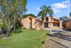 28425 Highgate Dr, Bonita Springs FL  34135-6832 exterior