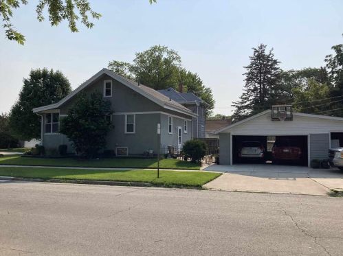 302 Rose Ave, Fond Du Lac WI  54935-3636 exterior