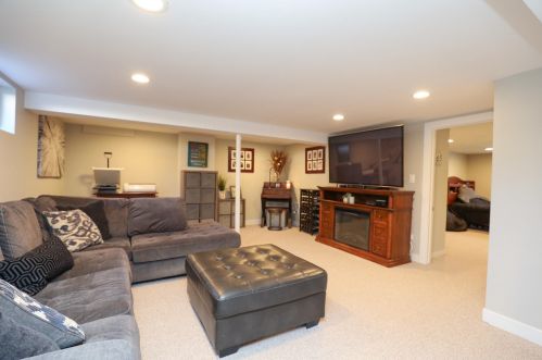 1601 87 St, Kenosha WI 53143-6441 exterior