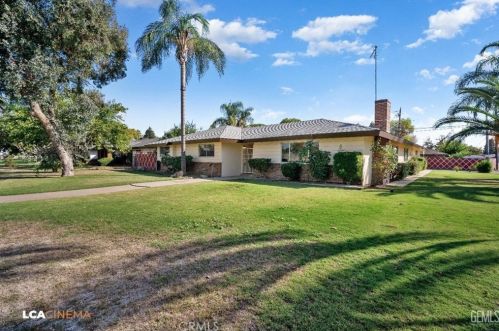 5841 Olive Dr, Bakersfield, CA 93308-2931