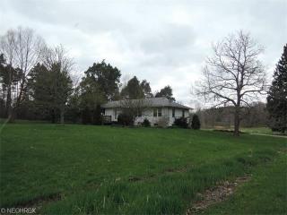 7932 Dines Rd, Russell Township, OH 44072