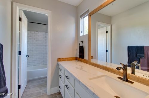 34212 10 St, Phoenix AZ 85085-9216 exterior