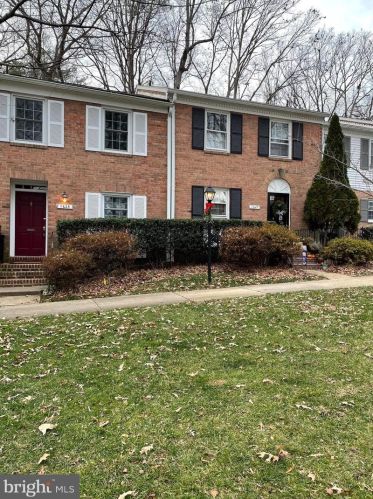 7625 Tiverton Dr, Springfield, VA 22152-2019
