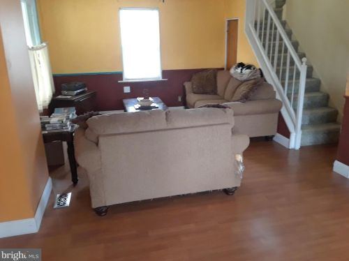 1334 Puritan Ave, West Deptford NJ  08096-1032 exterior