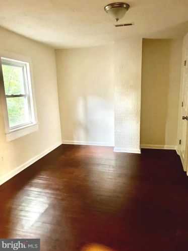 31 Richland Rd, Fredericksburg VA  22406-4211 exterior