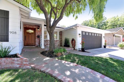 908 Lanewood Dr, San Jose, CA 95125-2930