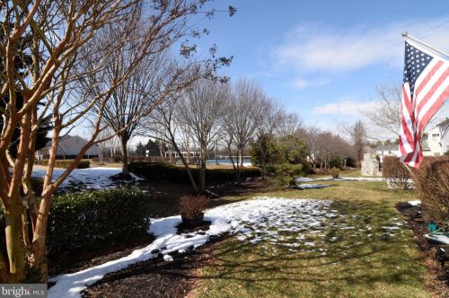 213 Alpine Dr, Leesburg VA 20175-6132 exterior