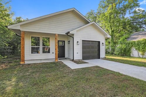 2111 Johnson St, Greenville TX  75401-3553 exterior