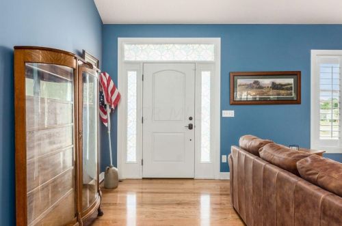 289 Thames Ct, London, OH 43140-9519