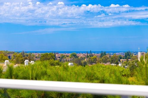 47 Northampton Ct, Newport Beach, CA 92660-4206