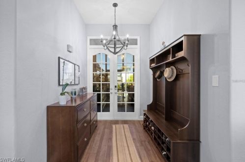 201 4th Pl, Cape Coral FL  33990-1042 exterior